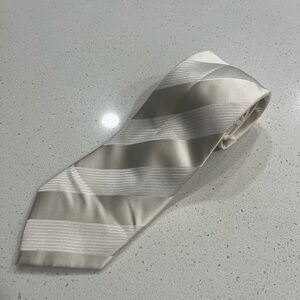Classic Cream Striped Men's Tie Donald‎ trump used